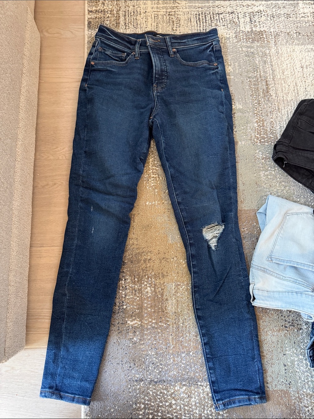 Women's Dark Wash Distressed Skinny Jeans